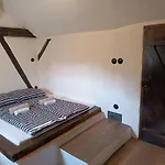 Pensionat Krumlovske Domky 3*