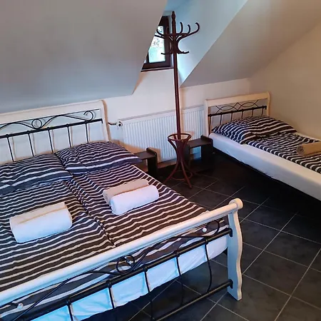 Krumlovske Domky Casa de hóspedes 3*