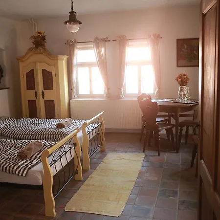 Krumlovske Domky 3*